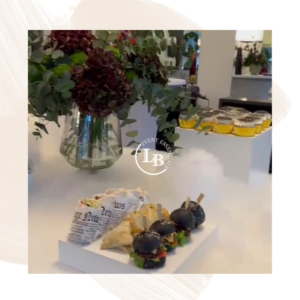 Buffetdisplays wit ‘set 14’